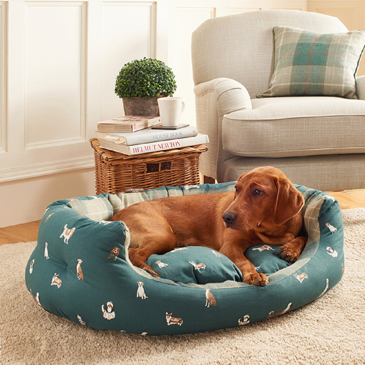 Laura Ashley - Park Dogs Deluxe Slumber Bed