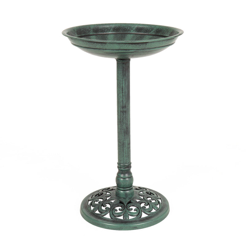 Traditional Bird Bath